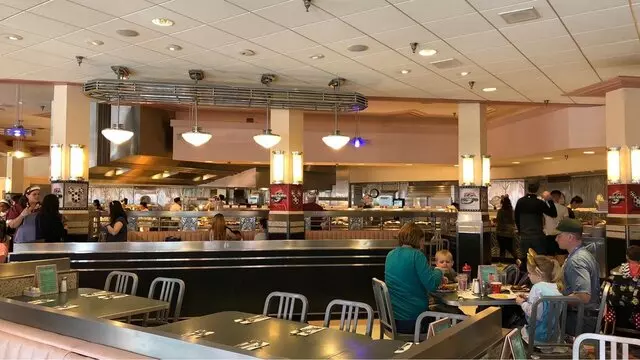 Minnie's Silver Screen Dine
