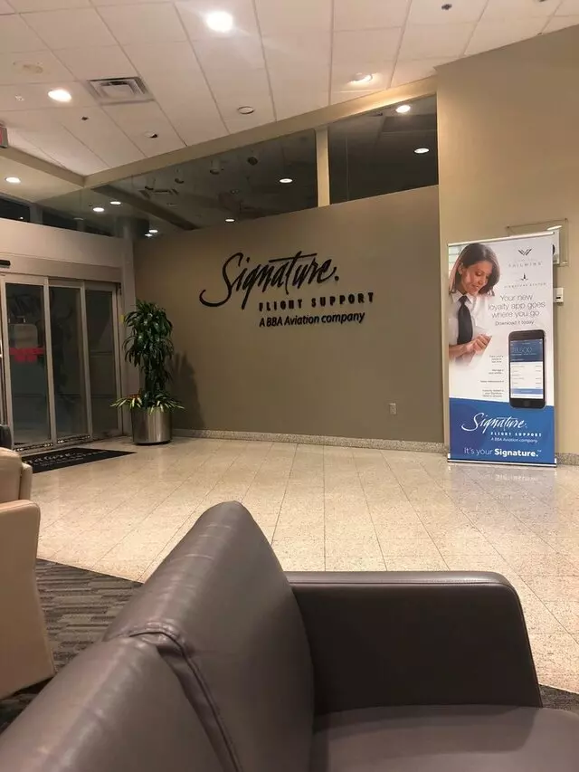 Signature Flight Support
