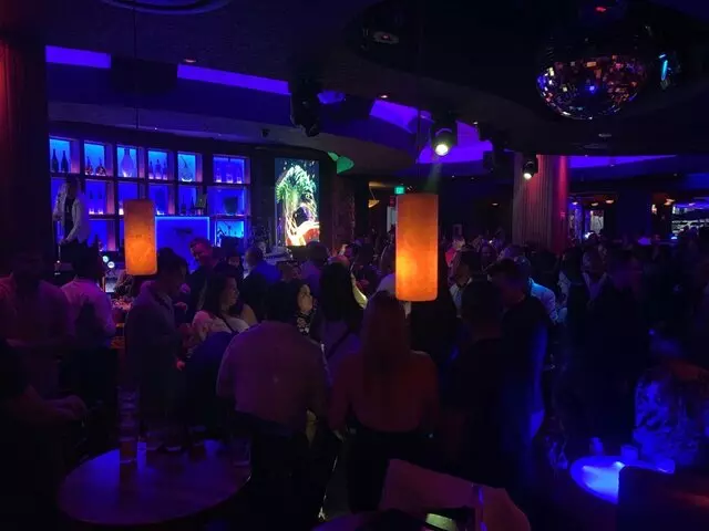 Noches Azul