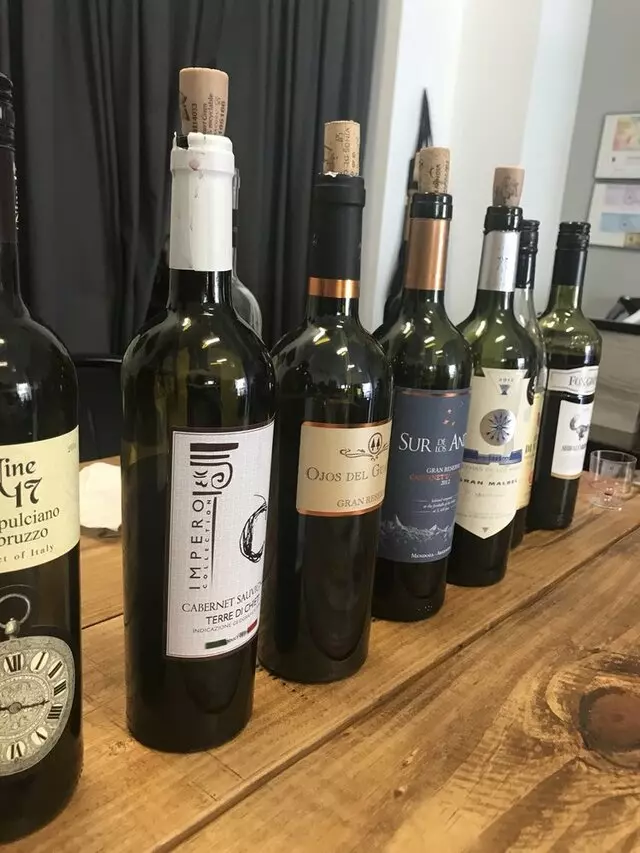 Wine & Corks