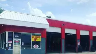 Roy’s Auto Center