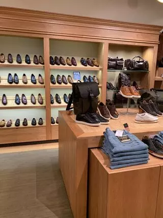 Allen Edmonds Shoe Company
