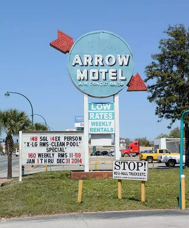 Arrow Motel