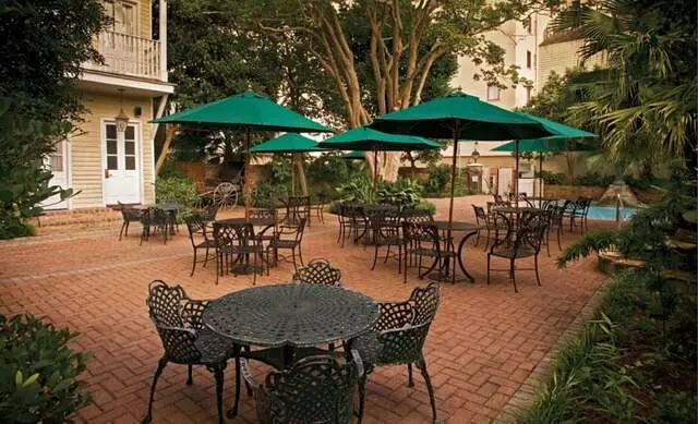 Avenue Plaza Resort