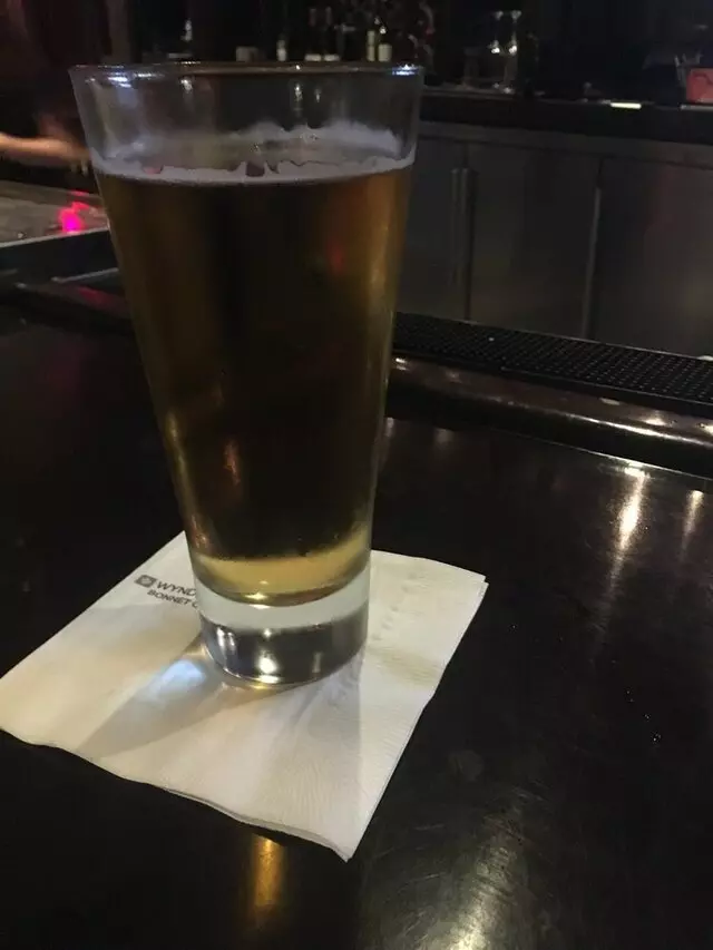 Sir Harry's Lounge