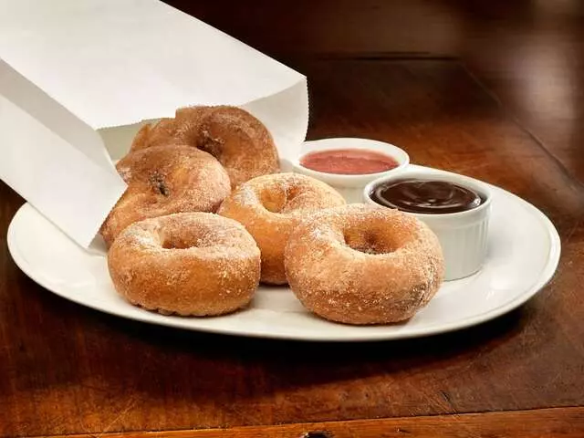 Smokey Bones Bar & Fire Grill