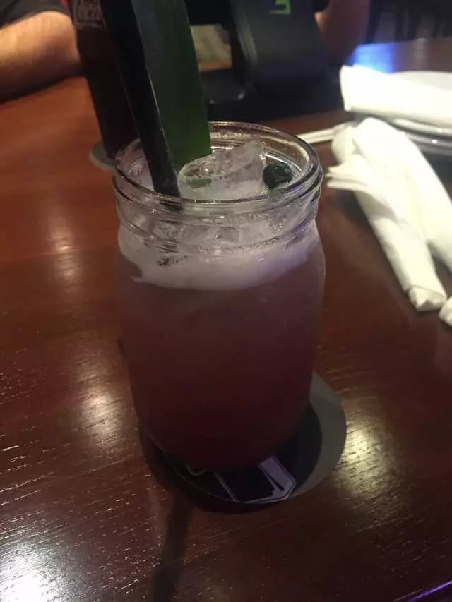 Smokey Bones Bar & Fire Grill