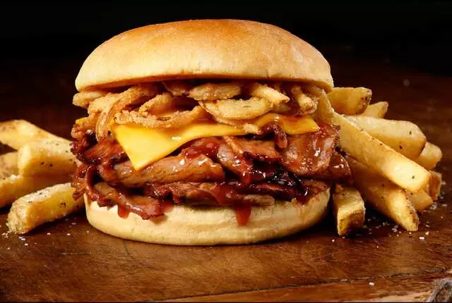 Smokey Bones Bar & Fire Grill