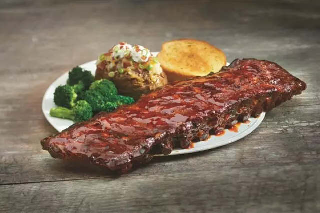 Smokey Bones Bar & Fire Grill