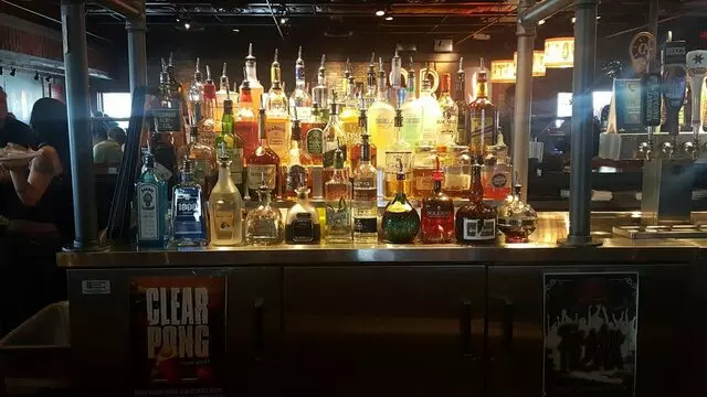 Smokey Bones Bar & Fire Grill
