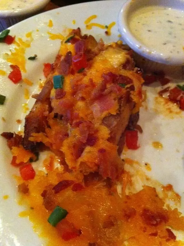 Smokey Bones Bar & Fire Grill