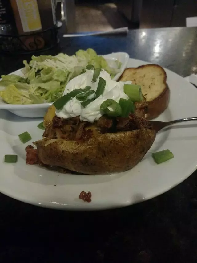 Smokey Bones Bar & Fire Grill