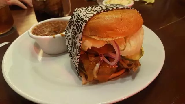 Smokey Bones Bar & Fire Grill