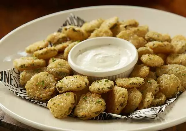 Smokey Bones Bar & Fire Grill