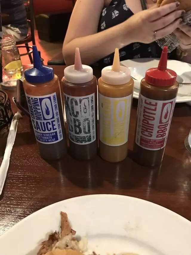 Smokey Bones Bar & Fire Grill