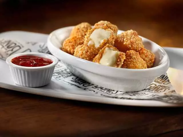 Smokey Bones Bar & Fire Grill