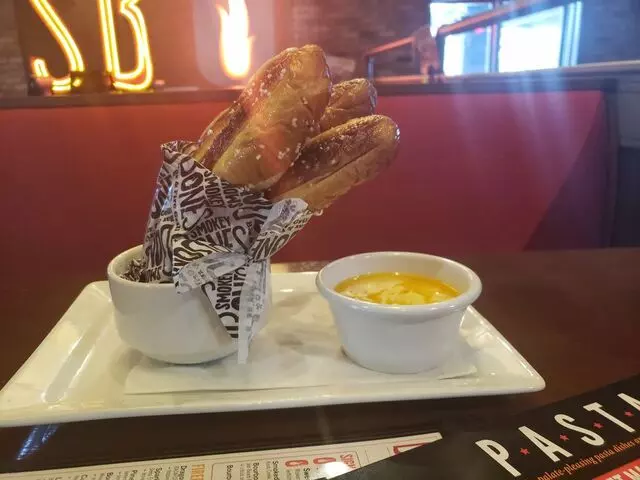 Smokey Bones Bar & Fire Grill