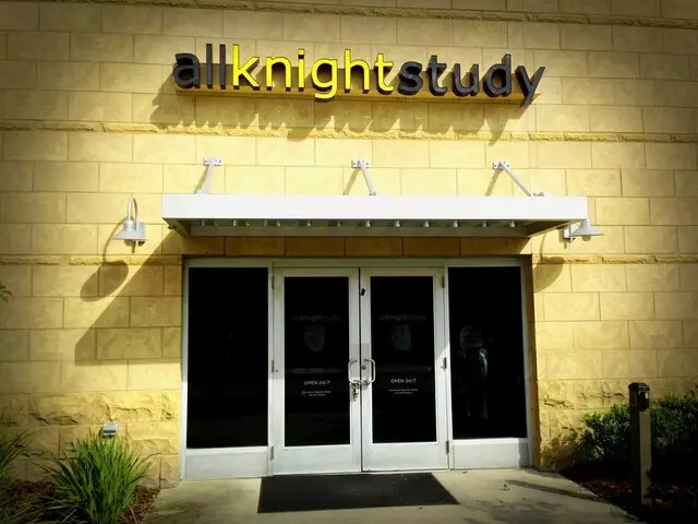 Knights Plaza