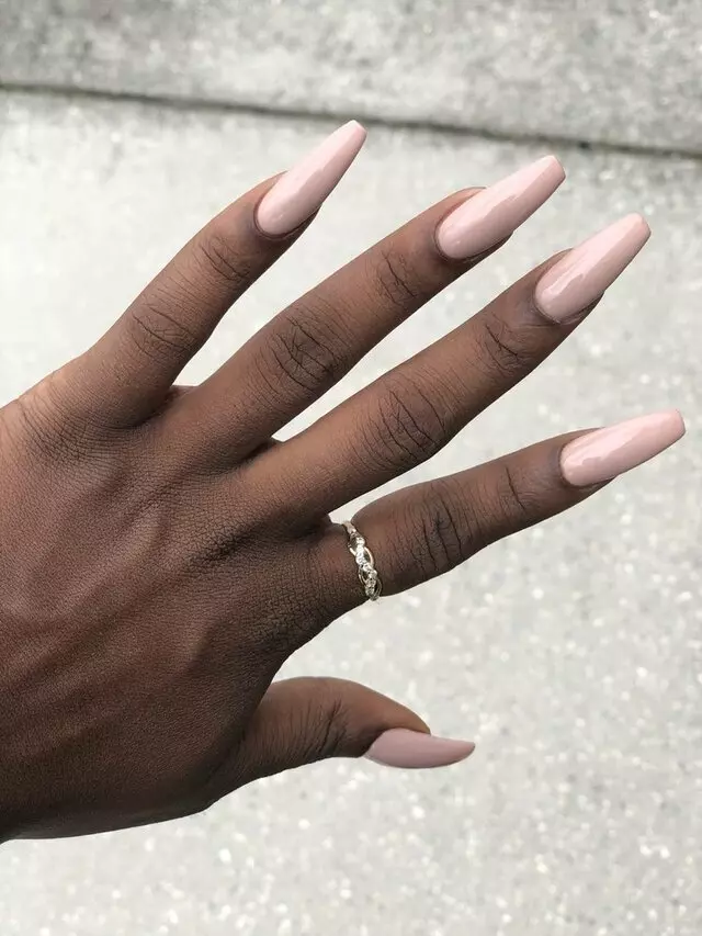 Vista Nails and Spa