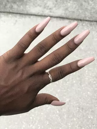 Vista Nails and Spa