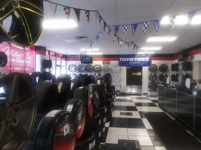 RNR Tire Express & Custom Wheels