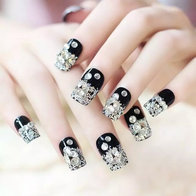 AB Nails Salon