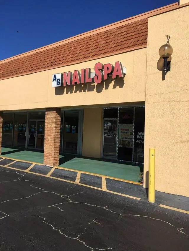 AB Nails Salon