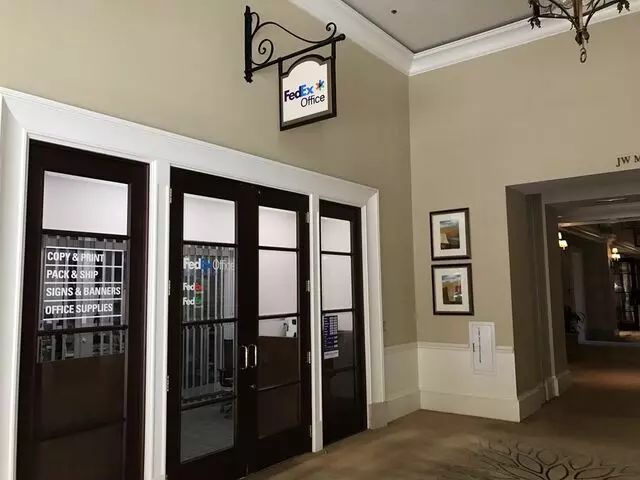 FedEx Office Print & Ship Center